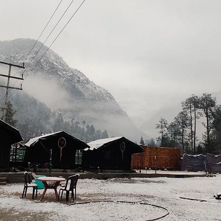 Stayhigh Camps & Cottages 卡索尔 外观 照片