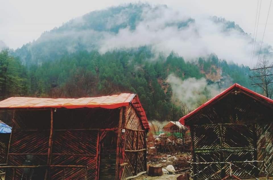 Stayhigh Camps & Cottages 卡索尔 外观 照片