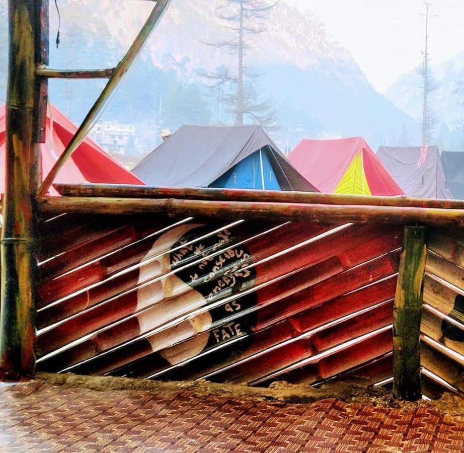 Stayhigh Camps & Cottages 卡索尔 外观 照片