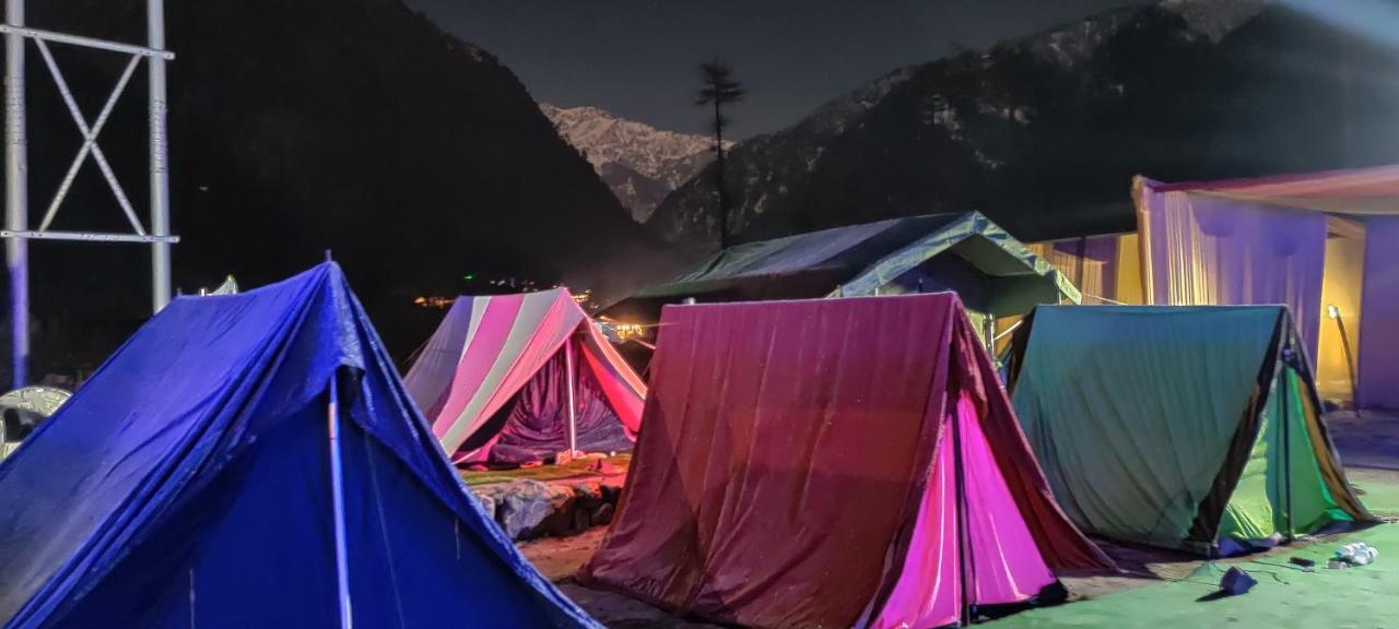 Stayhigh Camps & Cottages 卡索尔 外观 照片